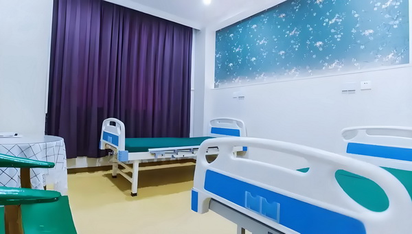 明星梦可以有，但不能是因为不想上学